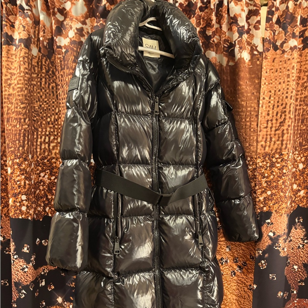SAM. XL Savannah Hooded Puffer Coat
LIKE NEW

Paid $875, throw me an offer *